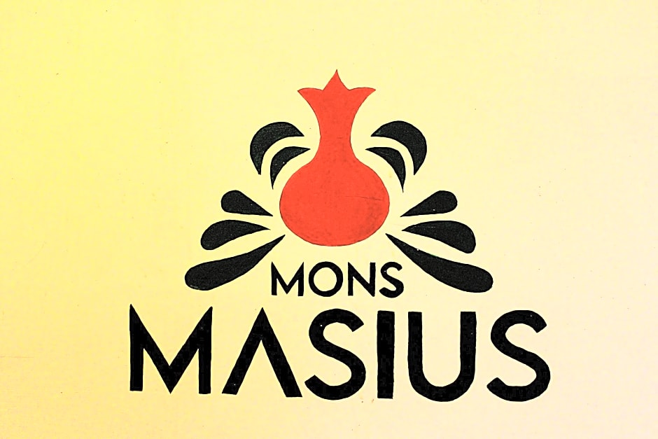 Mons Masius Boutique Hotel Cafe