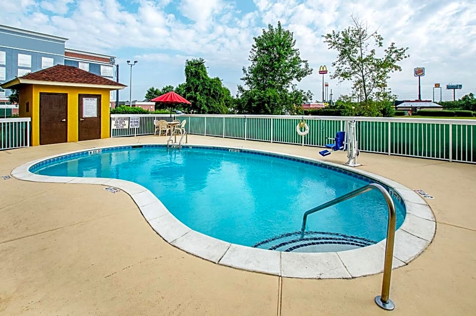 Comfort Inn & Suites Santee
