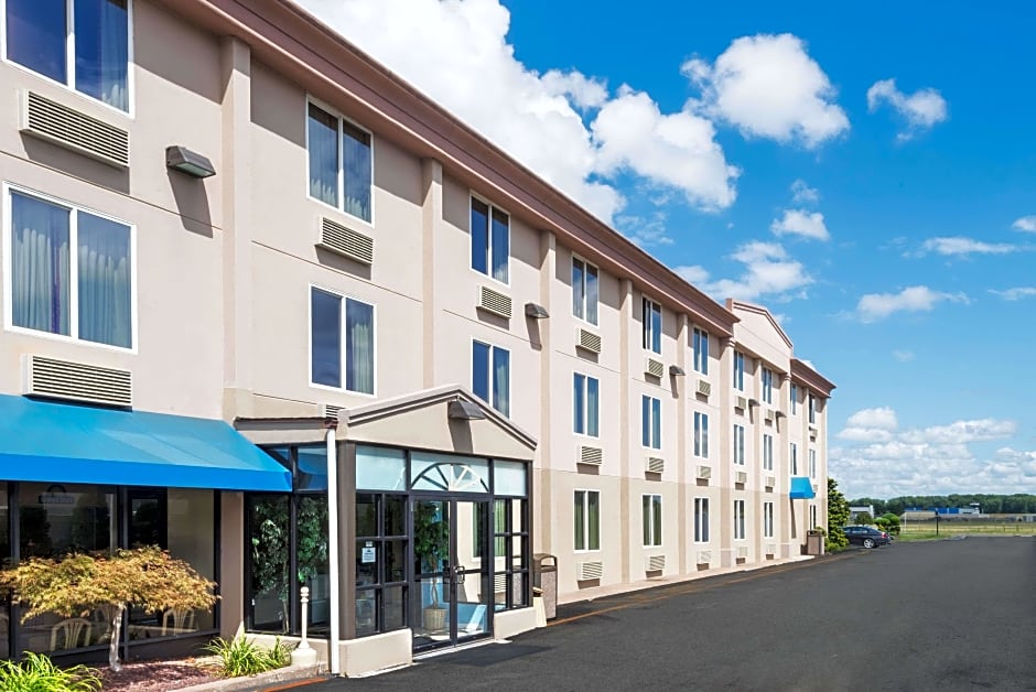 Days Inn by Wyndham Hartford/Closest Downtown