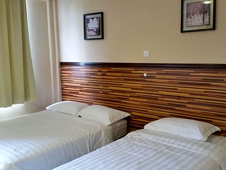 Sri Iskandar Hotel