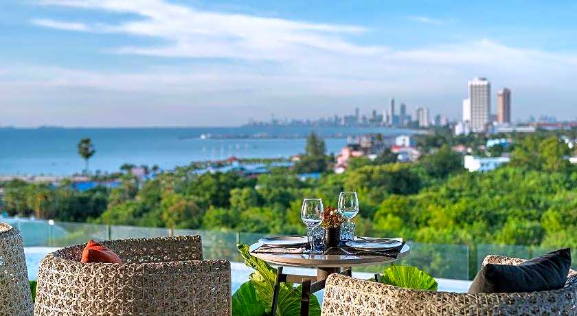 Cross Vibe Pattaya Seaphere