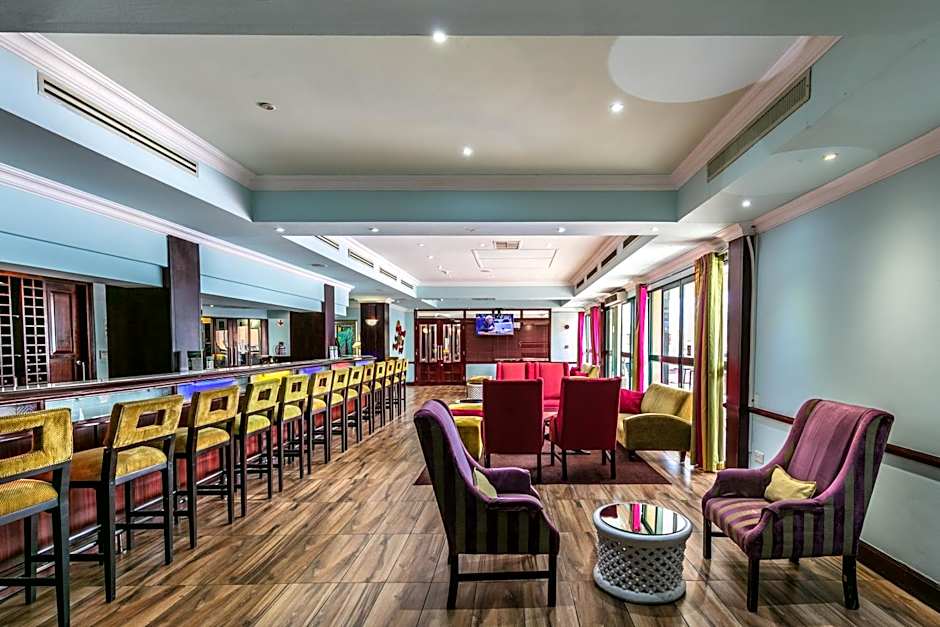 Cresta President Hotel