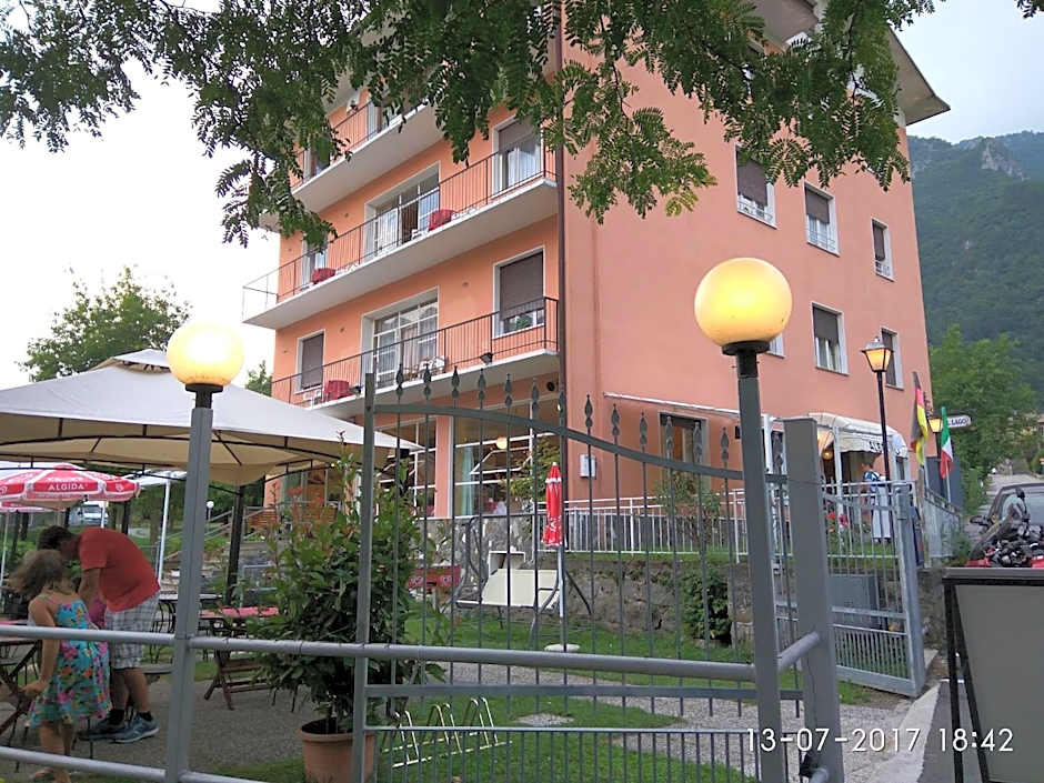 Albergo al lago