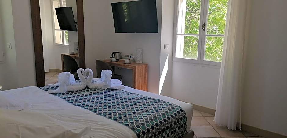 DOMAINE DE LA NERTHE- HOTEL PROVENCE MEDITERRANEE