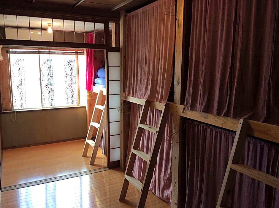 Kitatono Guest House
