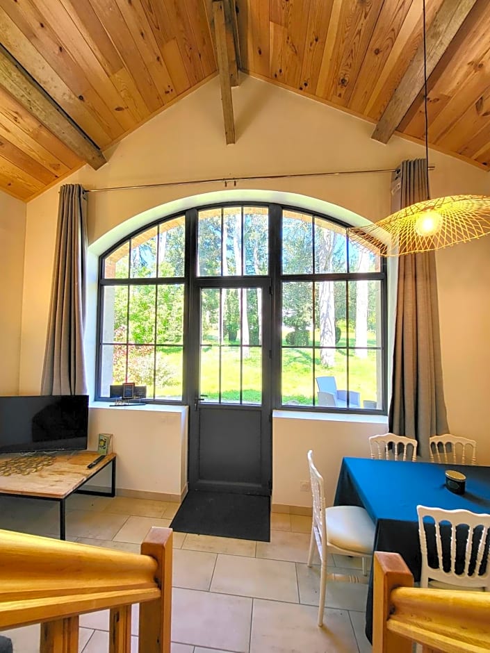Domaine des Cèdres - Logis Hôtel, Résidence, Gîtes et Insolites