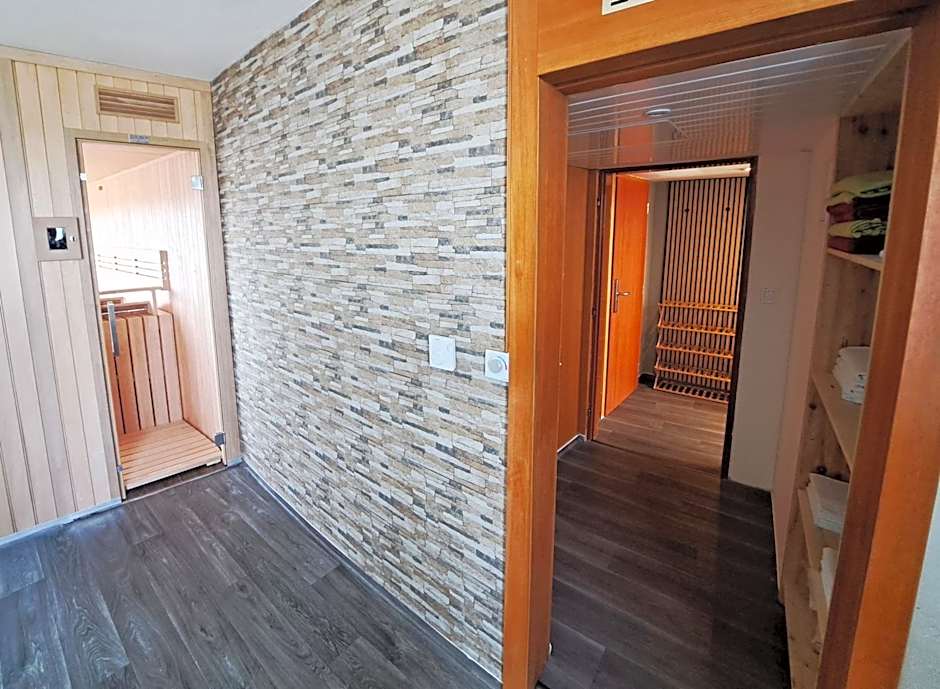 Cosmopolitan Bobycentrum - Czech Leading Hotels