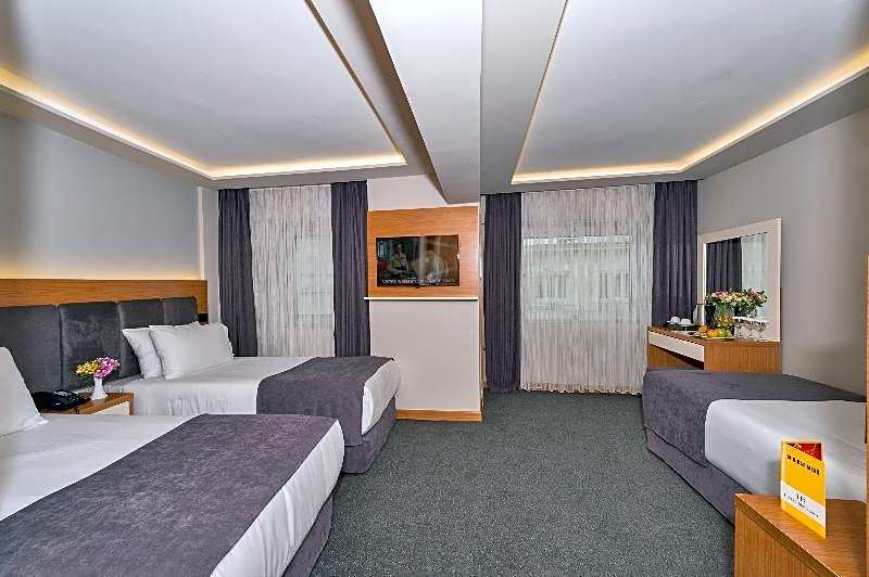 Bergama Hotel Old City