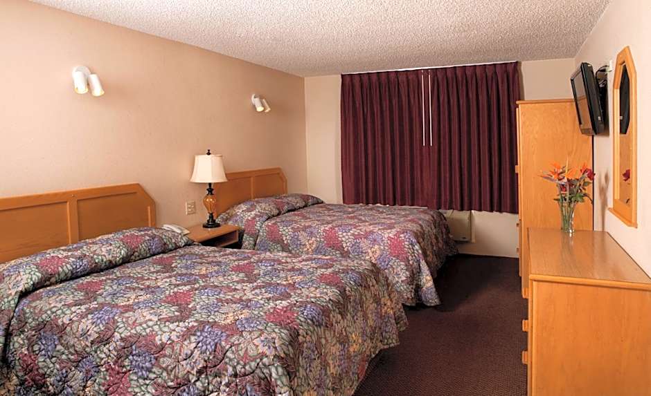 La Villa De San Quintin