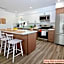 Los Angeles 3BR Villa Suites with Free Parking