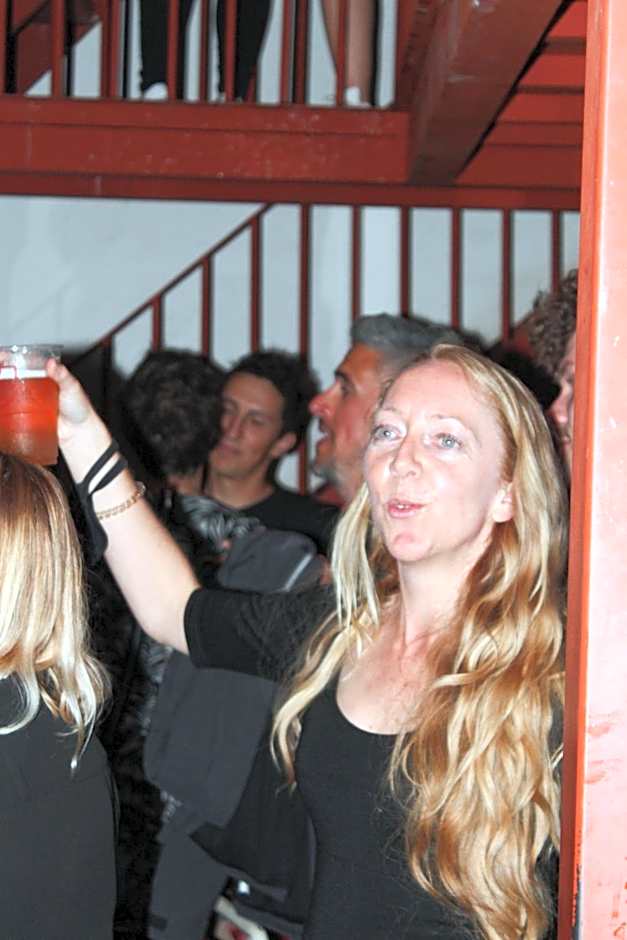 Alface Hall Hostel & Bar