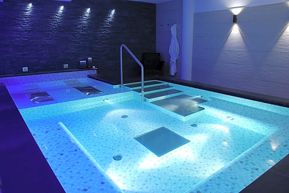 Hotel Bella Di Bosco