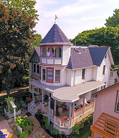 Bondy House Bed & Breakfast