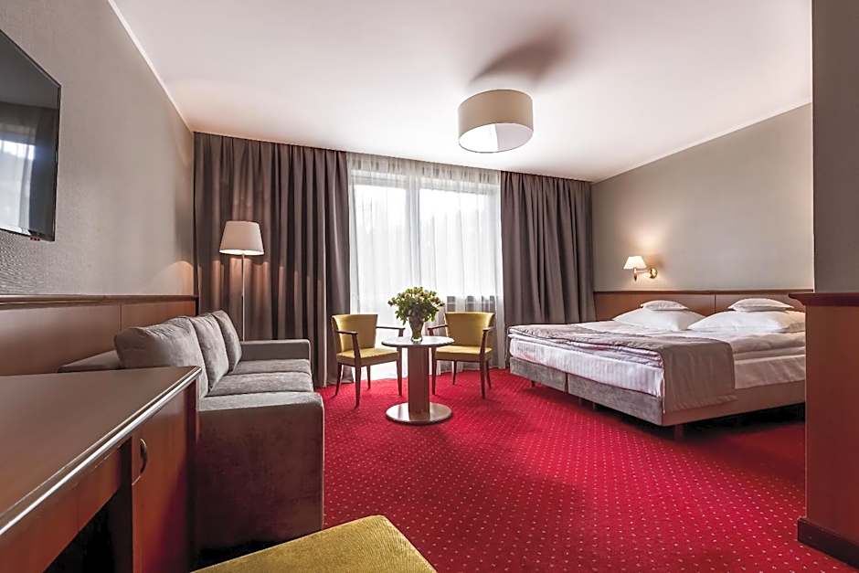 Hotel Konradówka Wellness & SPA - 300 metrów do centrum