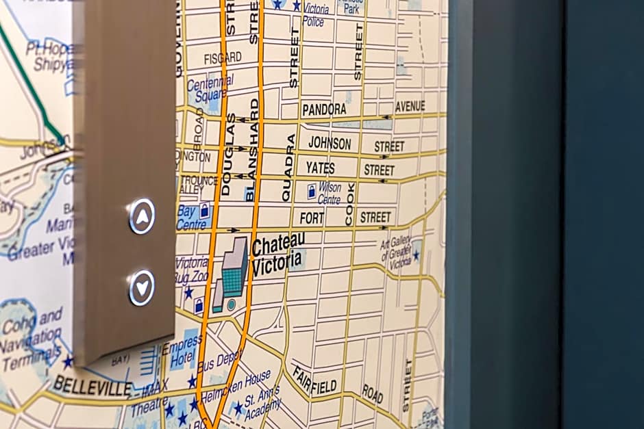 Chateau Victoria Hotel & Suites