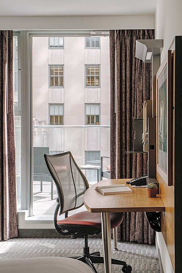 The Jewel, a Club Quarters Hotel, Opposite Rockefeller Center