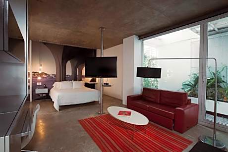 Standard Suite