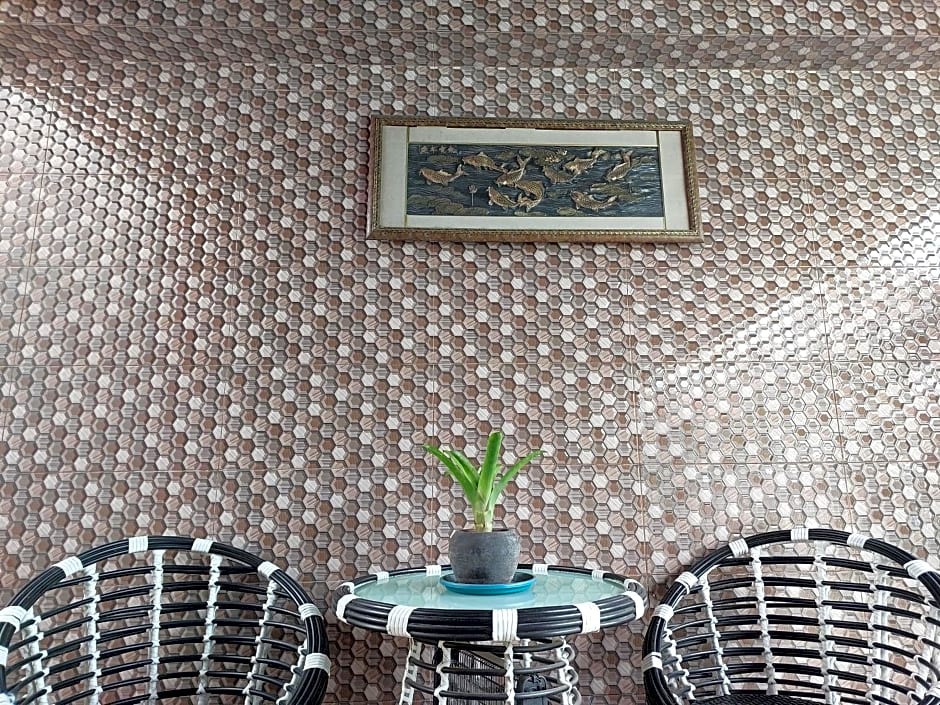 Apartelle near Philippine Arena