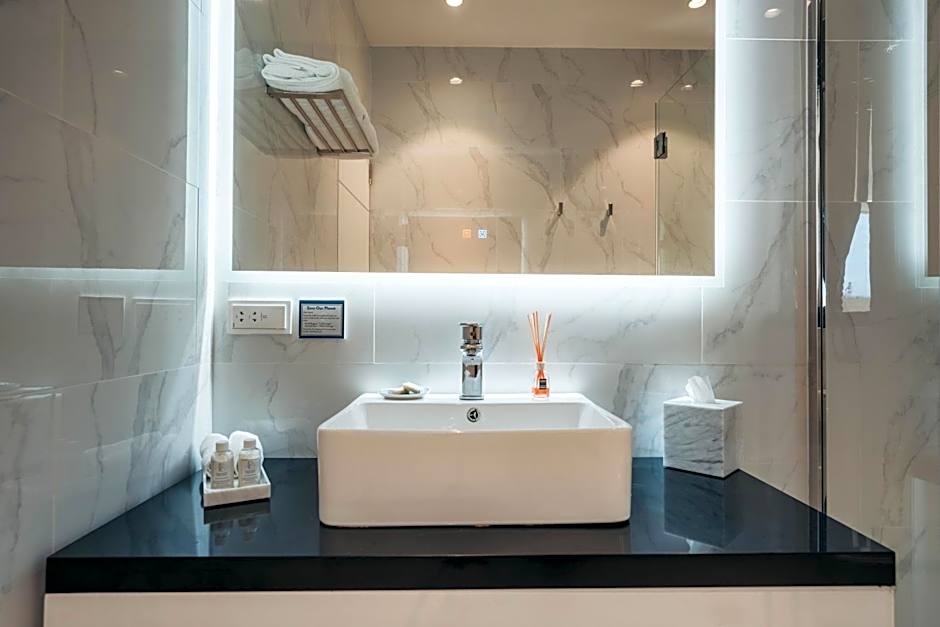 Elements Hotel & Shops Curacao