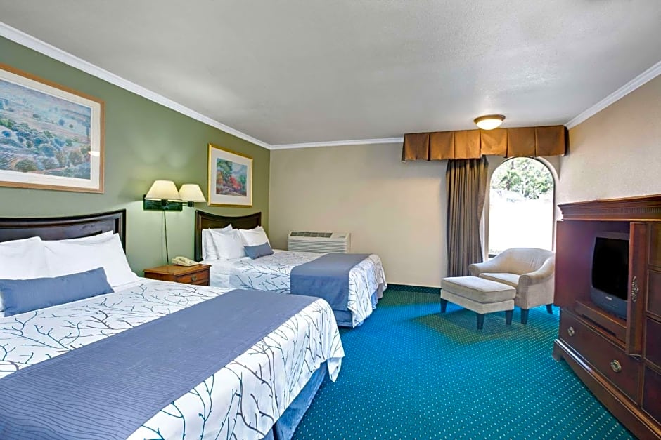Days Inn by Wyndham San Jose Convention Center