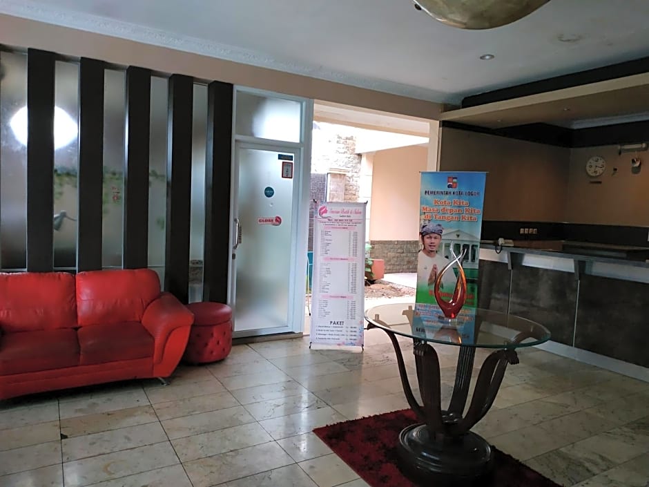 SPOT ON 3858 Elsana Transit Hotel