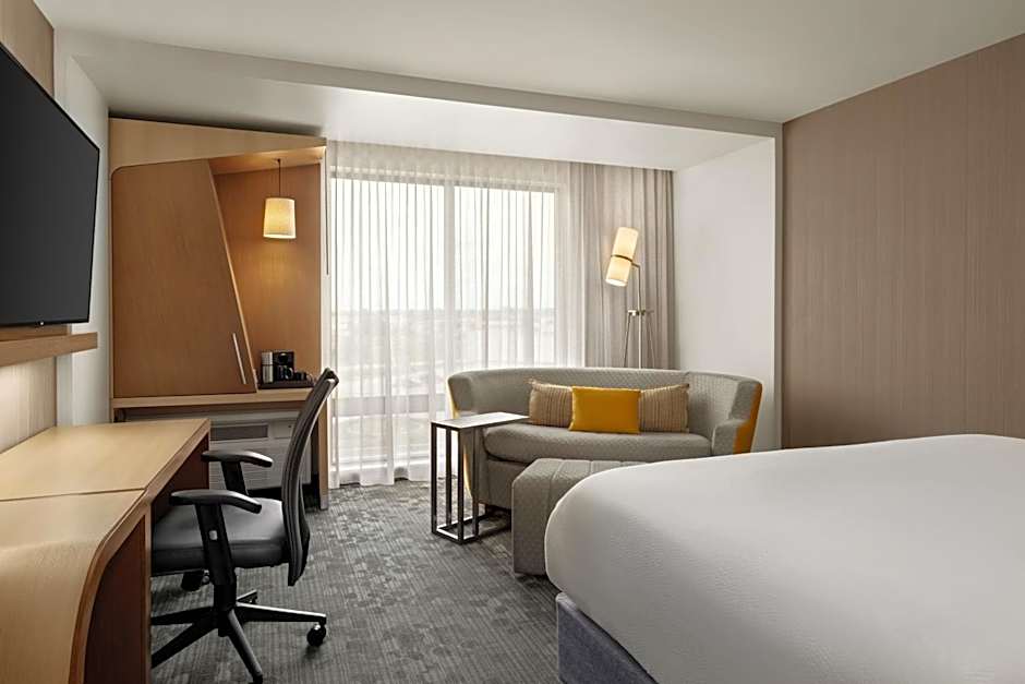 Courtyard by Marriott Omaha East/Council Bluffs, IA