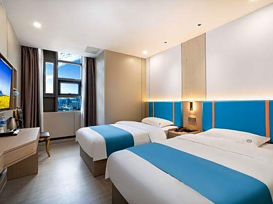 Meiling Hotel (Guangzhou Zhujiang New Town Wuyangyu Subway Station)