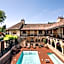 Rancho Caymus Inn