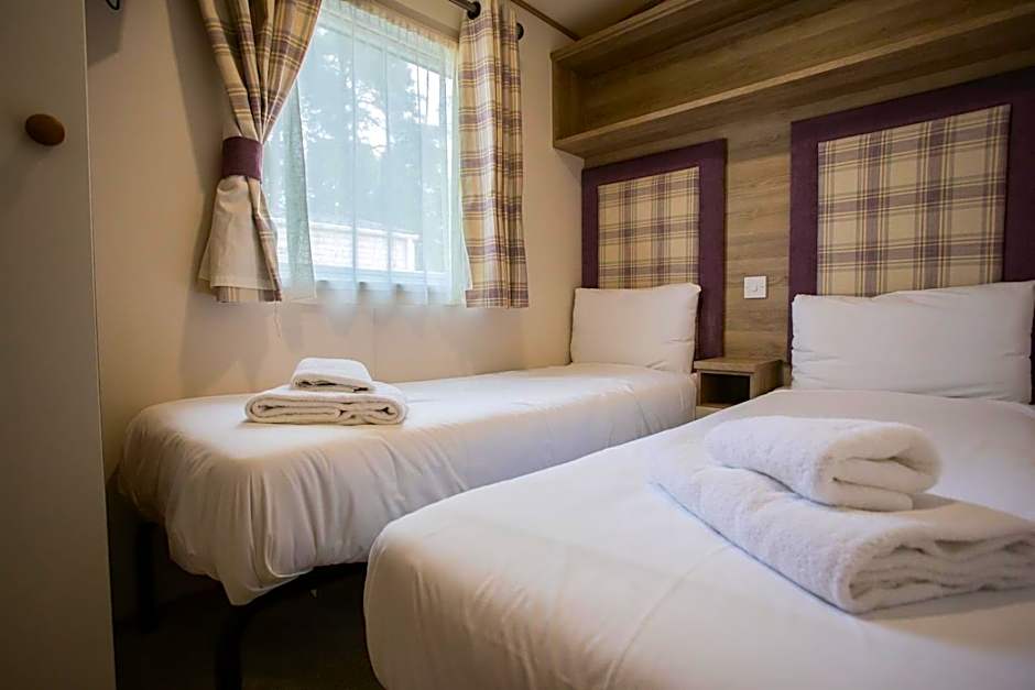 Sandy Balls Holiday Village