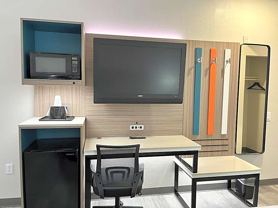 Sonesta Essential North Houston