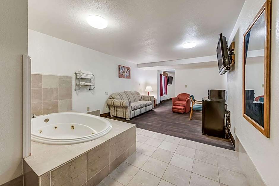 Econo Lodge Truman Inn