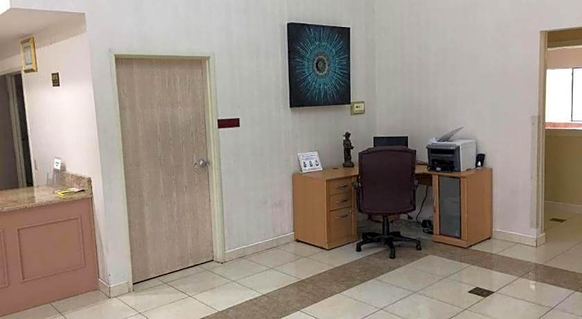 Quality Suites Abilene Mall Area