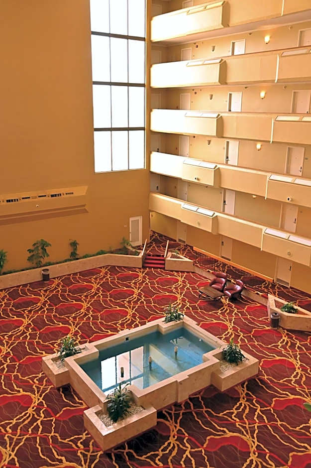 MCM Elegante Hotel & Suites Lubbock