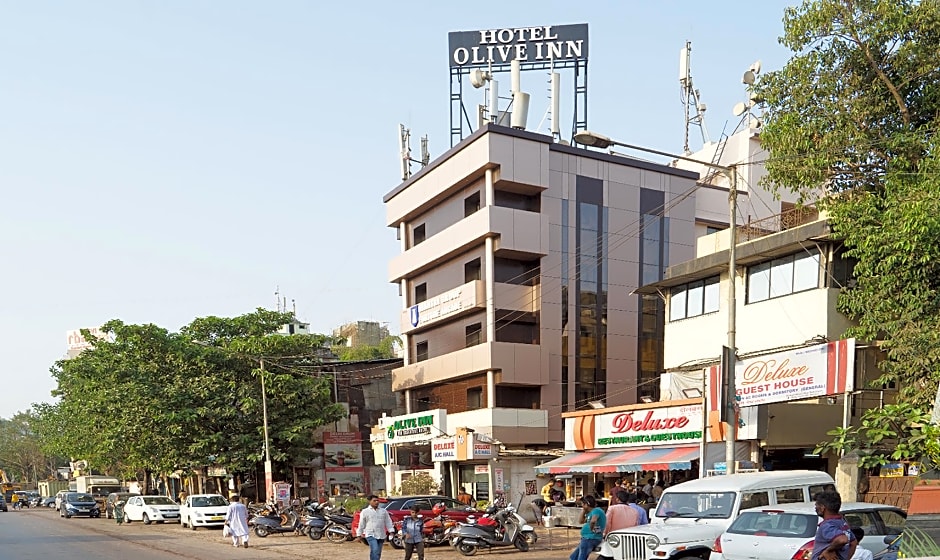 Treebo Olive Inn Near BKC