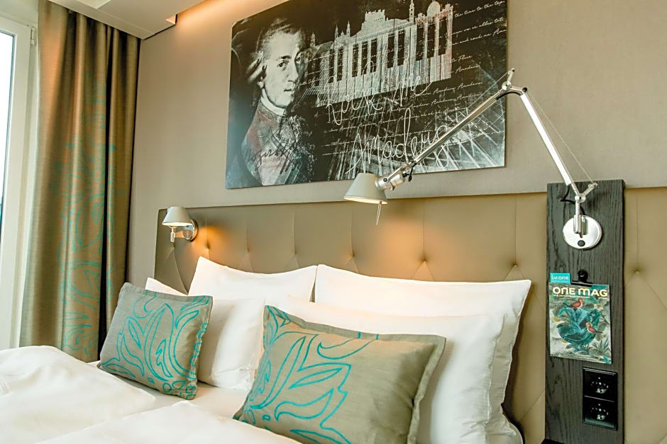 Motel One Salzburg-Mirabell