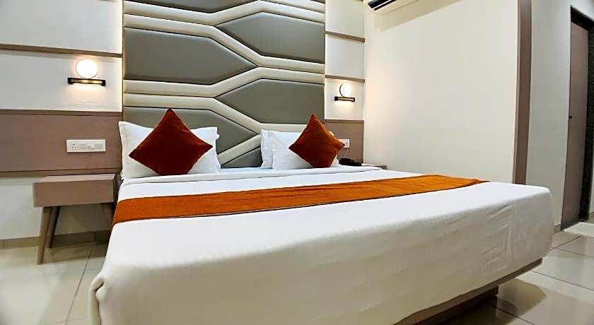 Hotel Ashray Inn Express