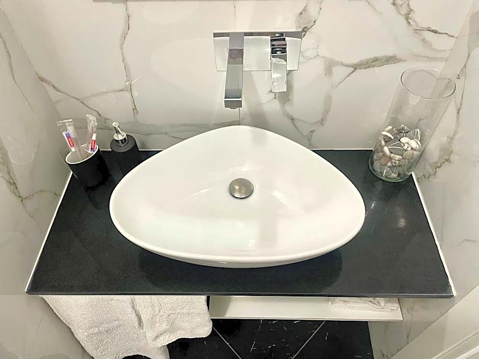 Sophia Boutique Home