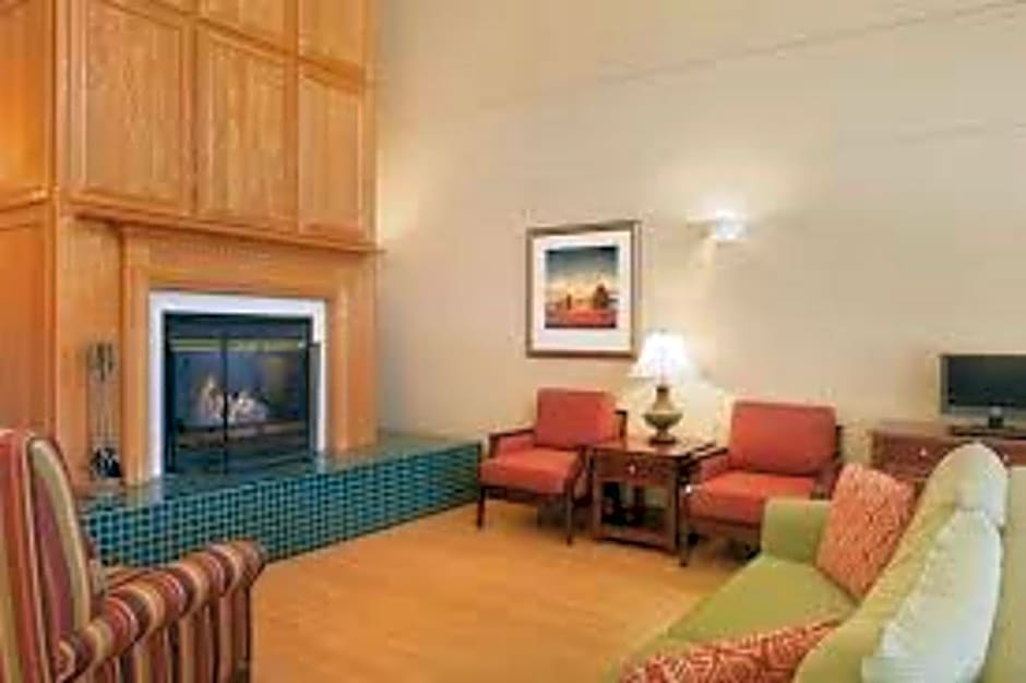Hampton Inn & Suites Mason City, IA