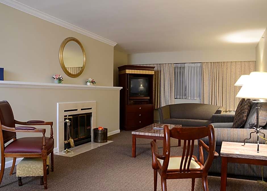 Rosellen Suites At Stanley Park