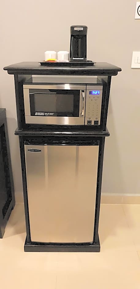 Best Western Plus Belize Biltmore Plaza