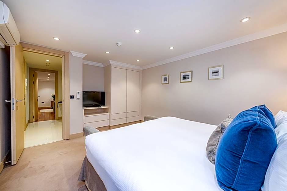 Claverley Court Apartment Knightsbridge