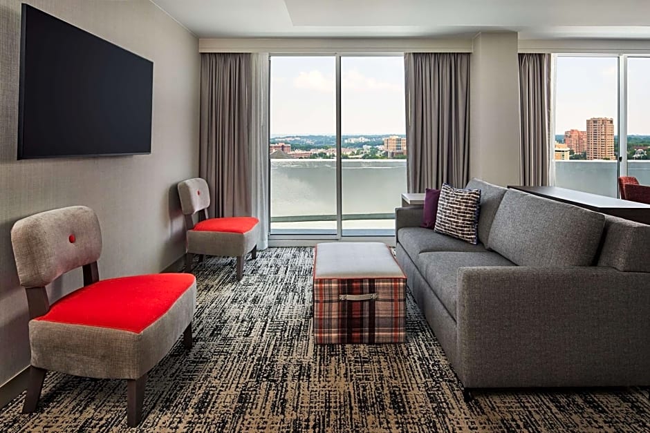 Hilton Kansas City Country Club Plaza