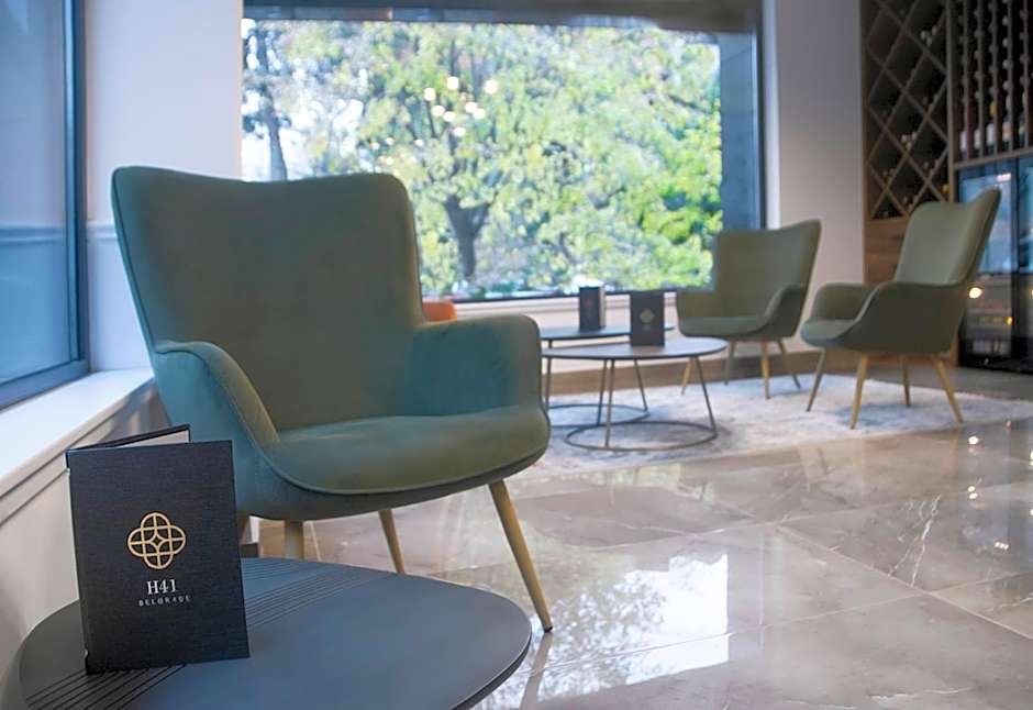 H41 Luxury Suites