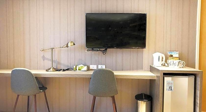 La Hotel-Baseball Theme Hall