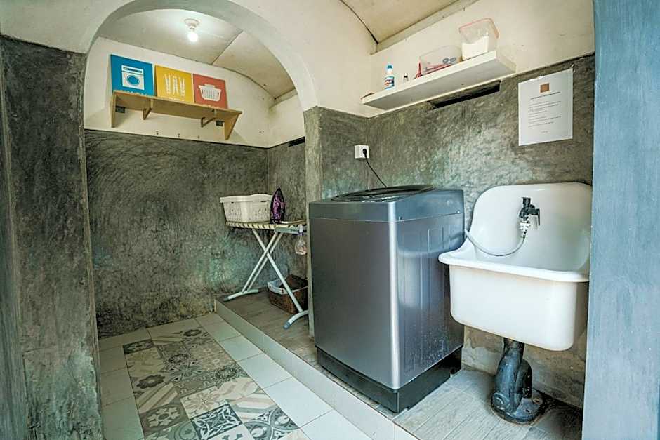 Dormitory at Semadi living