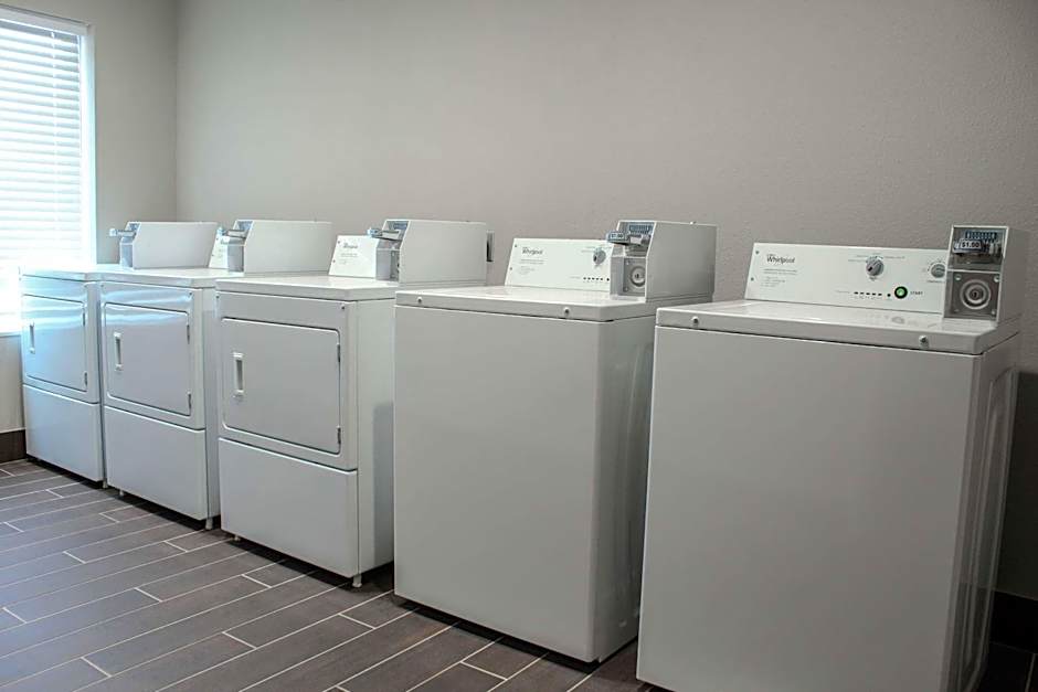 Hawthorn Suites by Wyndham Oklahoma City Airport Fairground