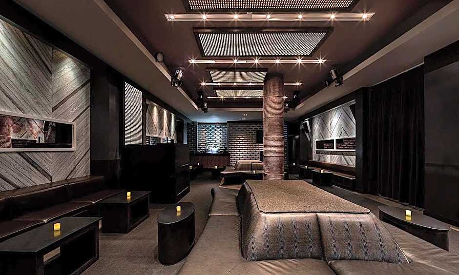 Royalton Park Avenue
