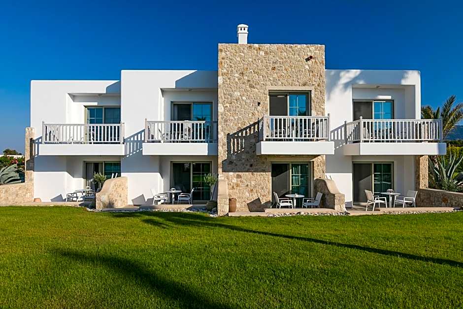 White Pearls-Adults Only Luxury Suites