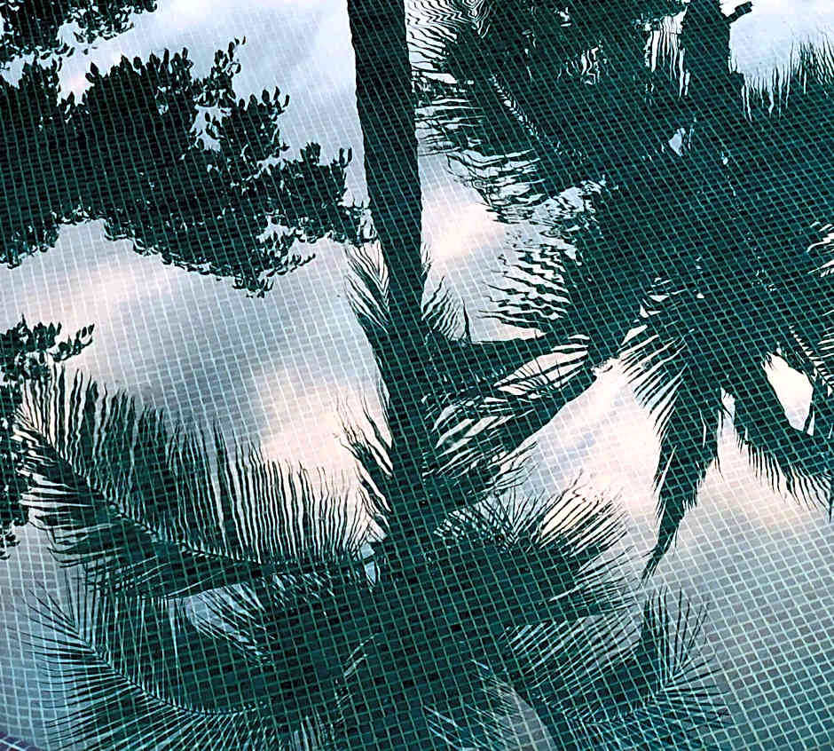 SIX TWO FOUR Urban Beach Hotel