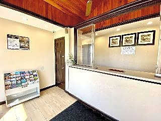 Whistling Pines - Daily & Extended Stay, Elizabeth City